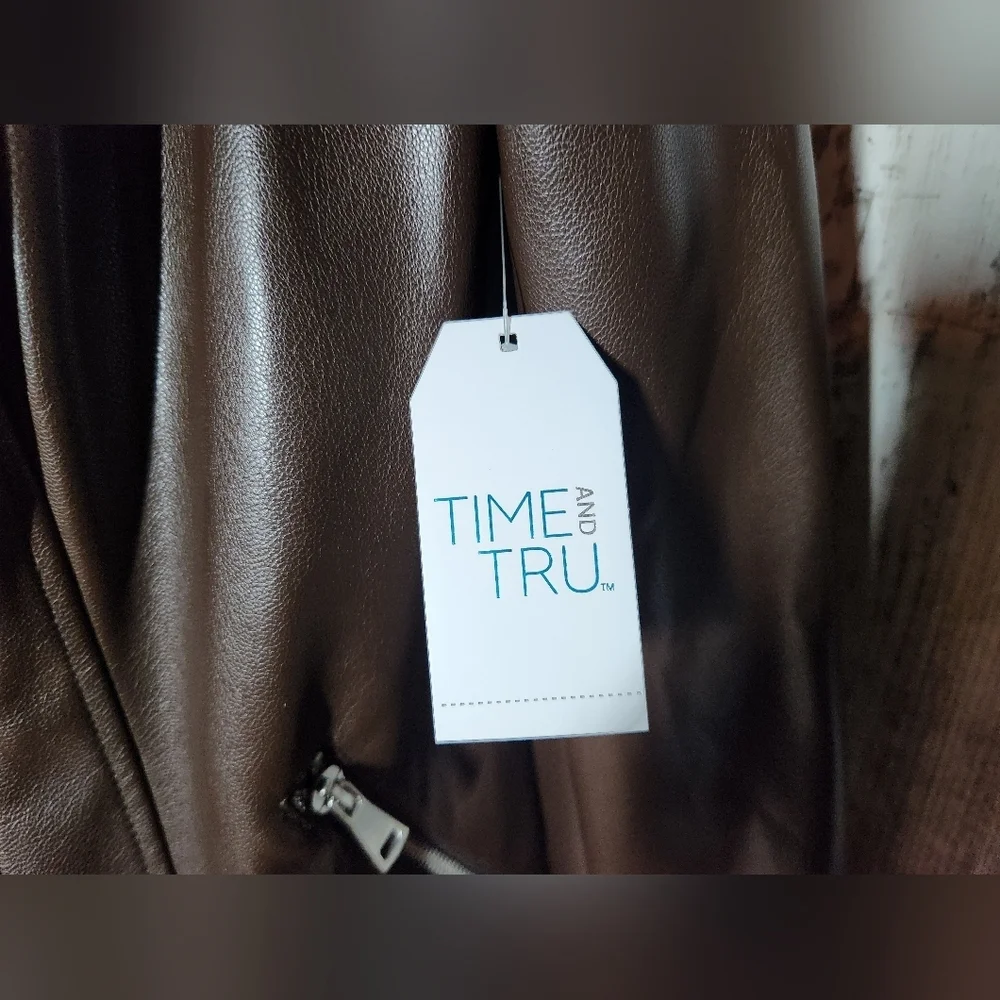 Time and Tru Dark Brown Bomber Jacket Faux Leather Coat NWT Small